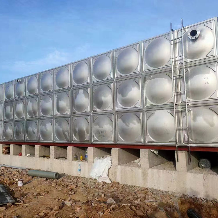 Stainless Steel Water Tank