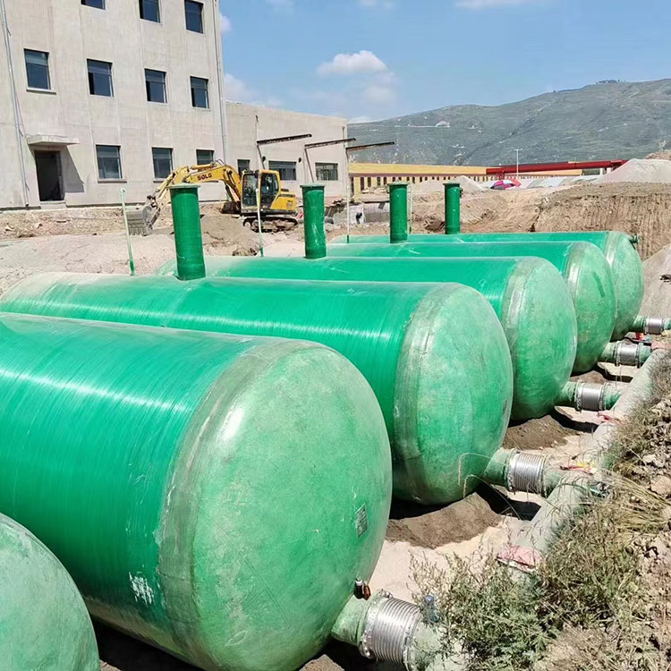 FRP Filament Wound Storage Tank